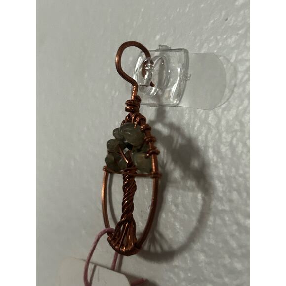 Handmade Copper and Serpentine Crystal Tree of life 3.5x2” Wall Decor - Picture 4 of 5